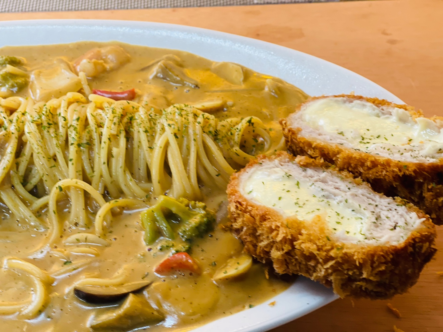 e179452382fdd18f7abb3547578cbf7a_1655355999_8912.jpg e179452382fdd18f7abb3547578cbf7a_1655355999_8912.jpg