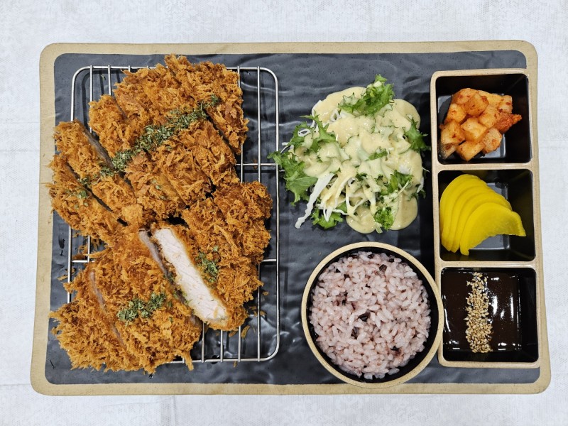 8b74b0515d601676c3f732223ddba0ff_1723516213_2421.jpg 8b74b0515d601676c3f732223ddba0ff_1723516213_2421.jpg