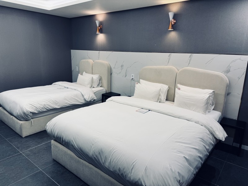 e080634d78a103e48145d52637b5004a_1750136660_0987.jpg e080634d78a103e48145d52637b5004a_1750136660_0987.jpg